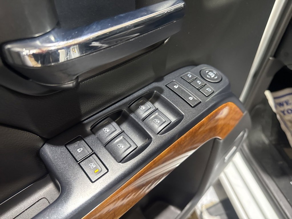 Used 2018 Chevrolet Silverado 2500 High Country w/ Duramax Plus Package image 14