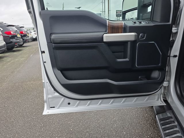 Used 2015 Ford F150 Lariat w/ Equipment Group 502A Luxury image 17