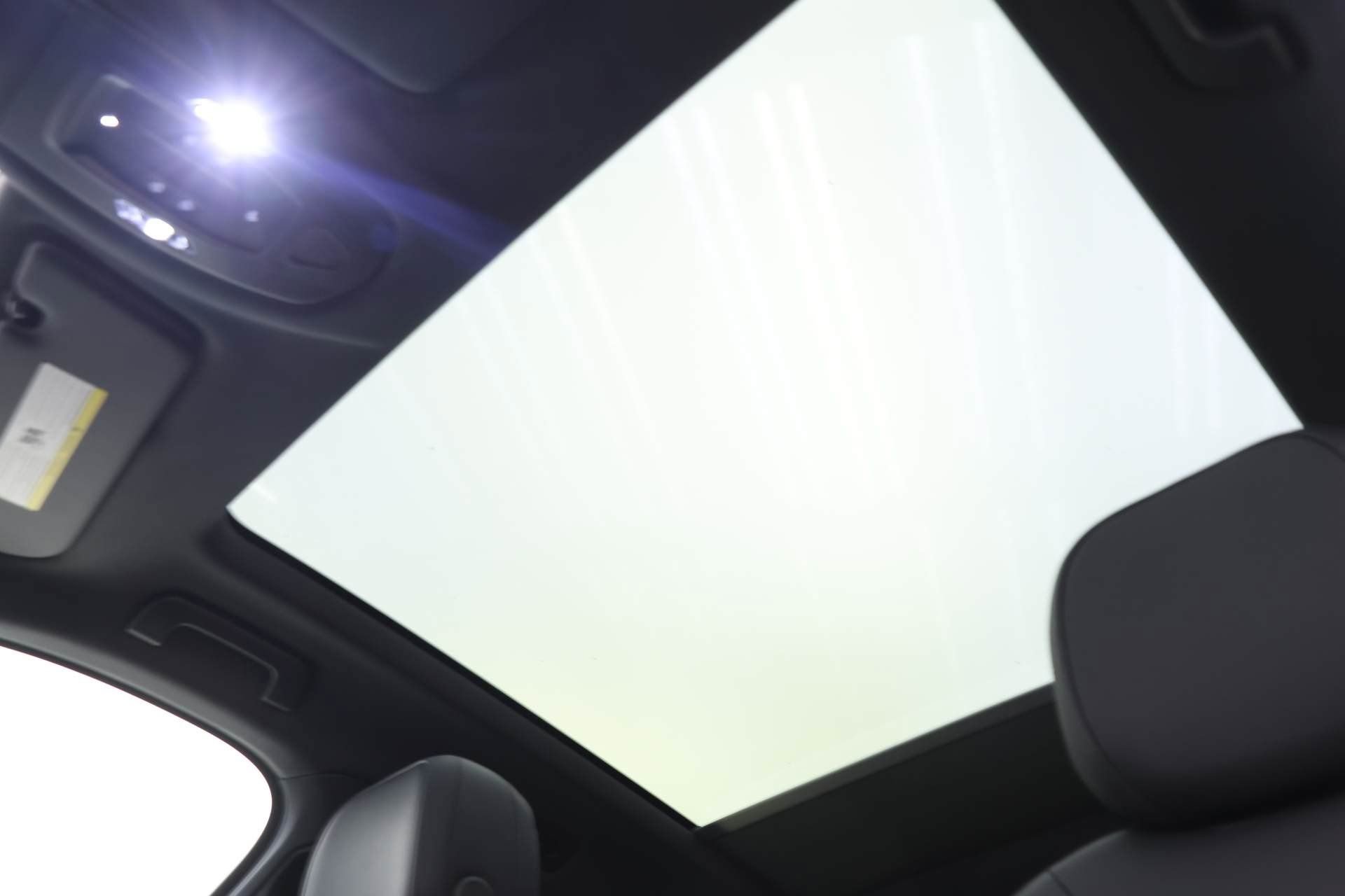 Used 2024 Porsche Cayenne Coupe image 16