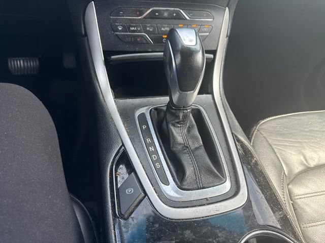 Used 2016 Ford Edge SEL w/ Equipment Group 201A AWD/4WD image 21