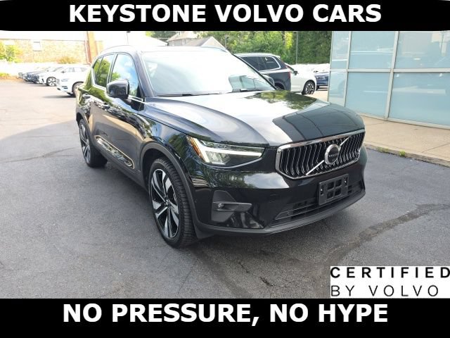 Certified 2023 Volvo XC40 B5 Plus w/ Protection Package Premier AWD/4WD image 1
