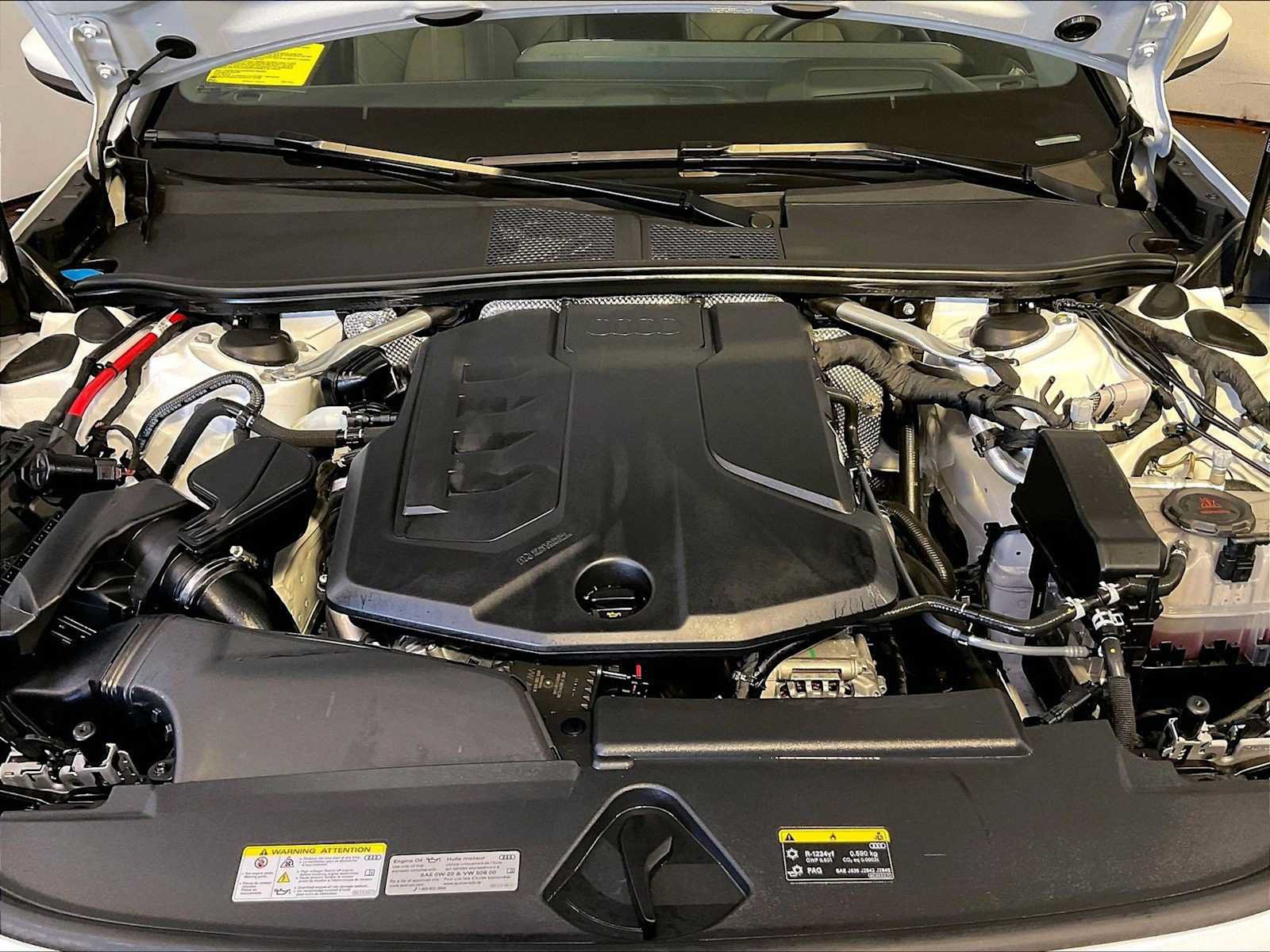 Used 2025 Audi A5 2.0T Premium Plus AWD/4WD image 32