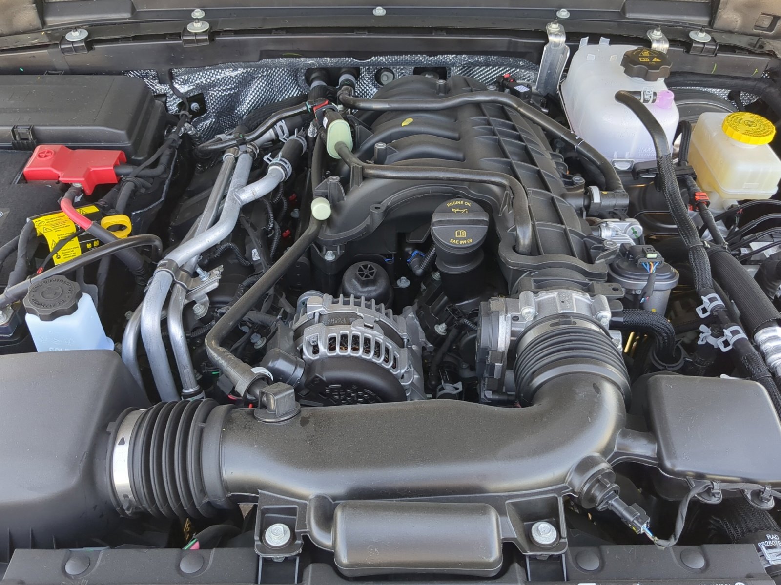 New 2025 Jeep Wrangler Unlimited Rubicon w/ Steel Bumper Group image 21