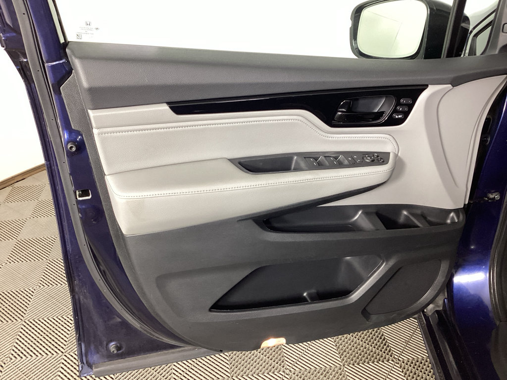 Used 2021 Honda Odyssey Elite image 17
