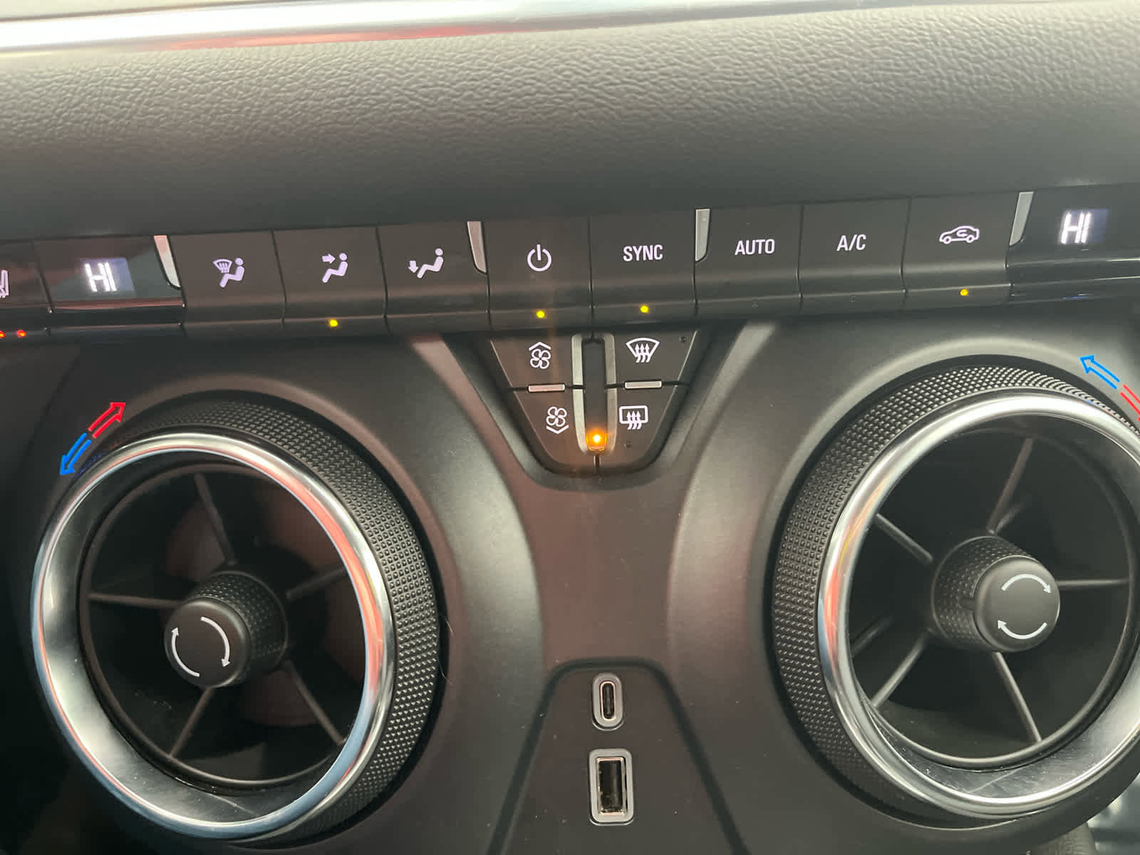 Used 2024 Chevrolet Blazer LT w/ Redline Edition image 24