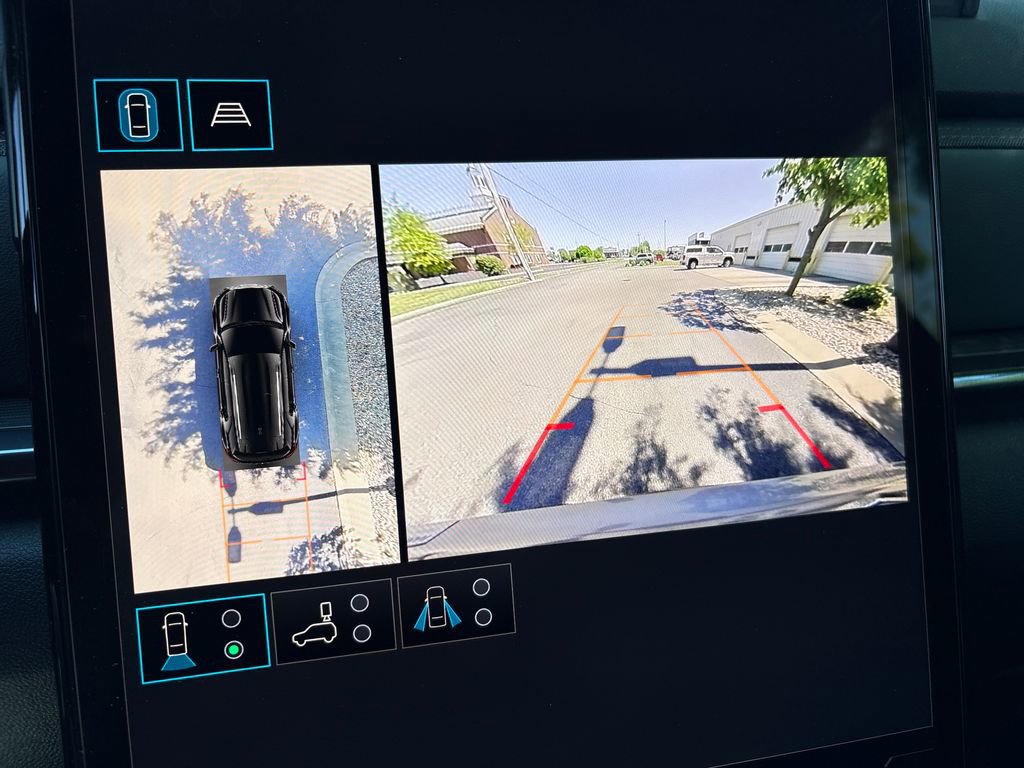 New 2026 GMC Terrain AT4 w/ Technology Package II AWD/4WD image 24