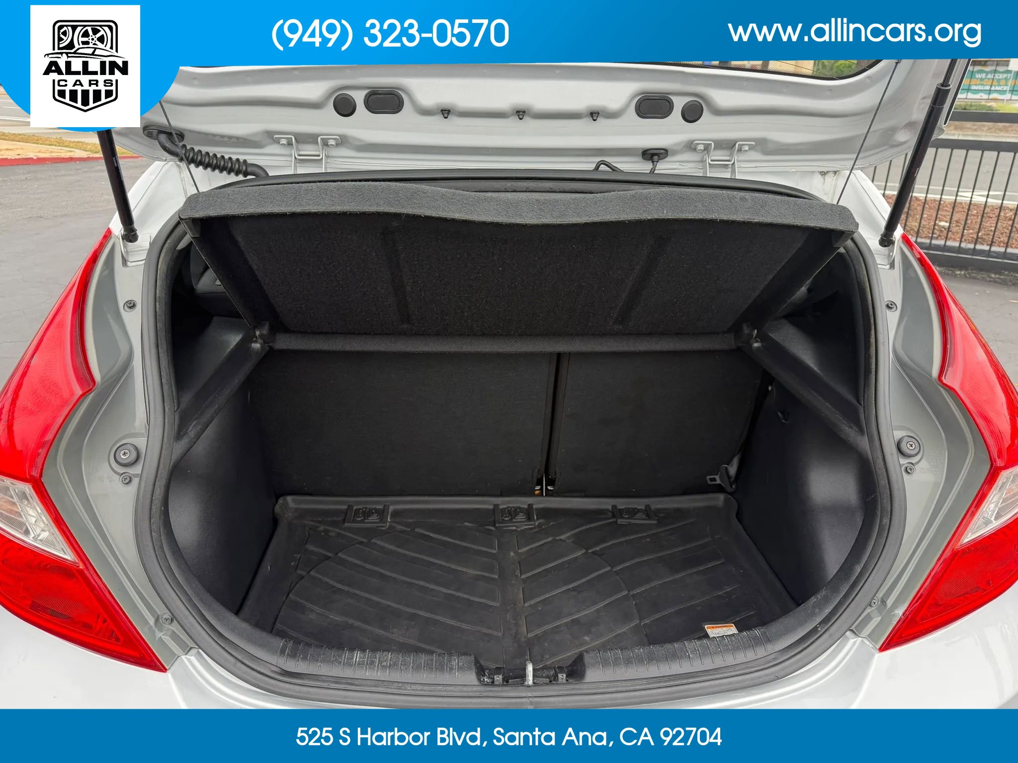 Used 2013 Hyundai Accent GS FWD image 10