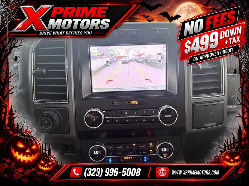 Used 2019 Ford Expedition XLT w/ Equipment Group 202A AWD/4WD image 28