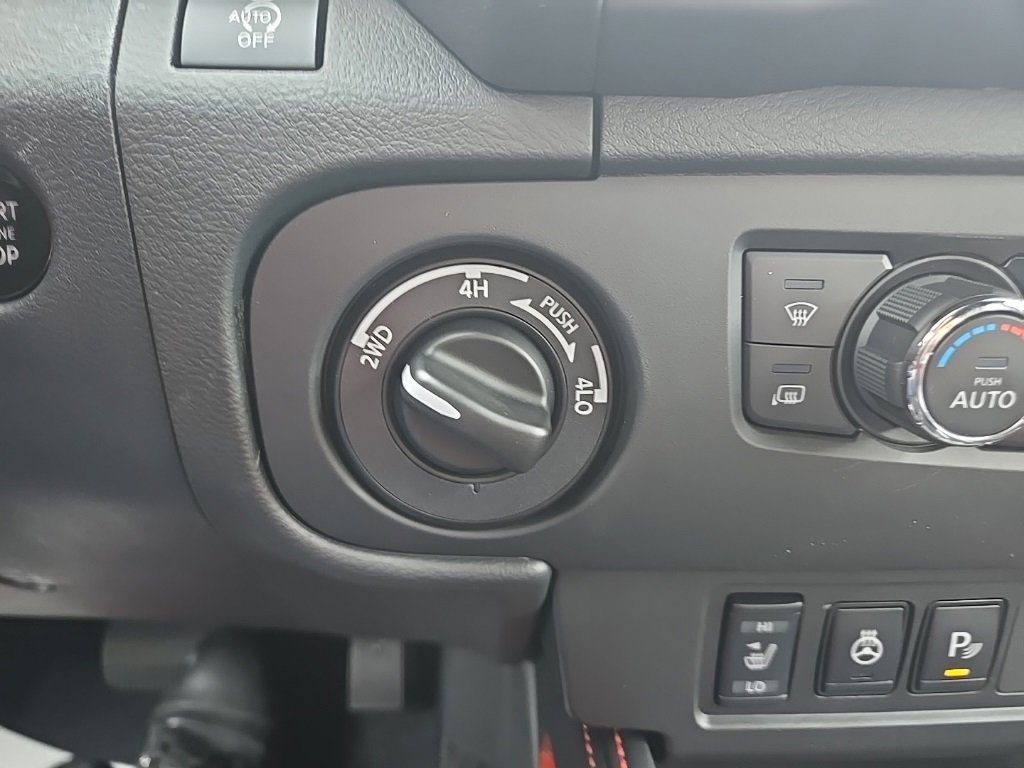 New 2026 Nissan Frontier PRO-4X w/ Pro-4x Convenience Package image 26