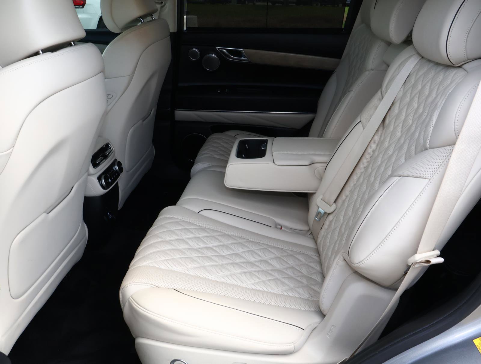 Used 2024 Genesis GV80 3.5T image 21