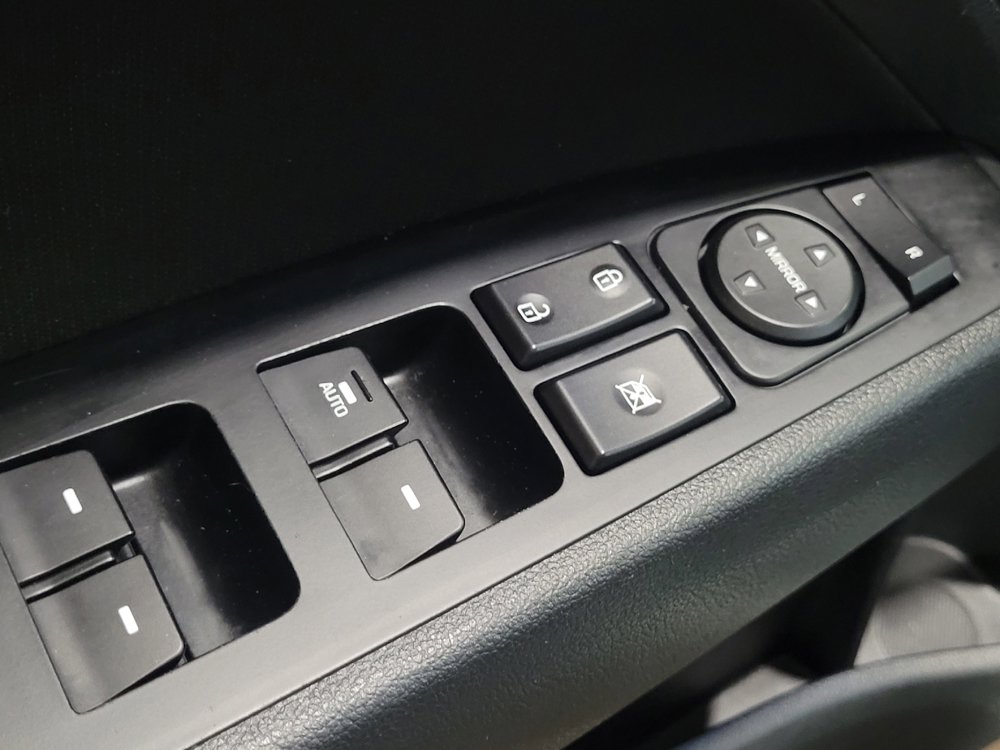 Used 2019 Hyundai Elantra Value Edition w/ Winter Weather Package FWD image 27