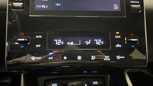 Used 2022 Hyundai Santa Cruz SEL Premium AWD/4WD image 18