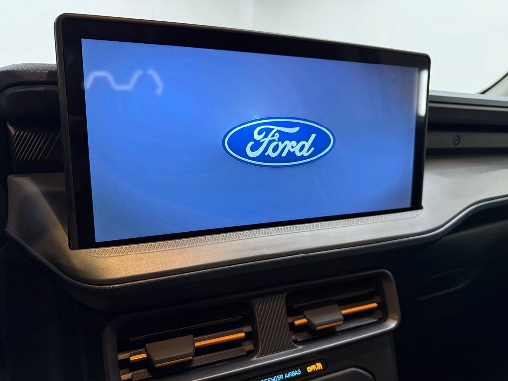 Certified 2025 Ford Maverick Tremor image 35