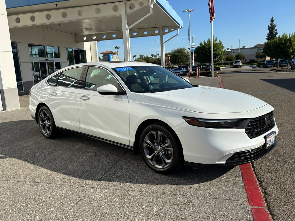 Used 2023 Honda Accord EX image 3