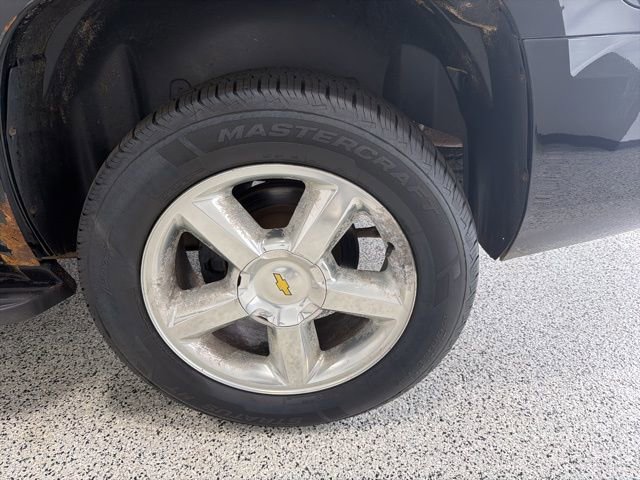 Used 2009 Chevrolet Tahoe LT w/ Luxury Package AWD/4WD image 36