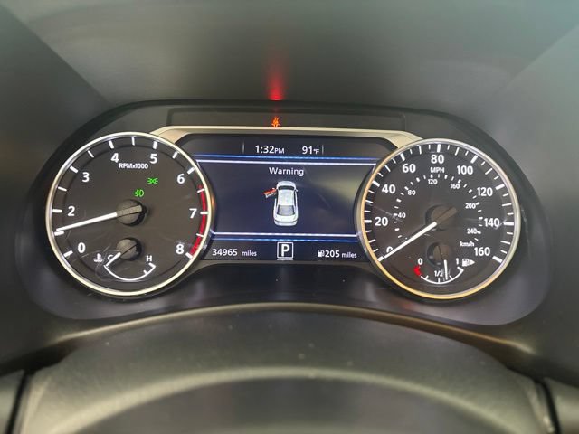 Used 2022 Nissan Sentra SR w/ SR Premium Package FWD image 4