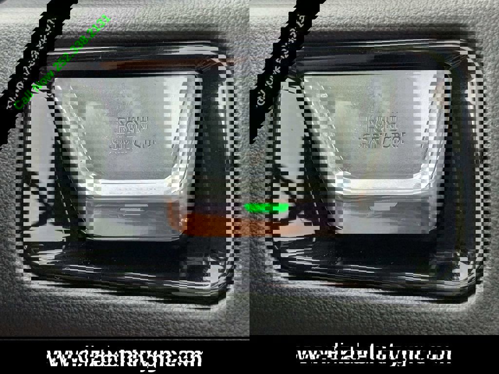 New 2026 GMC Yukon XL AT4 w/ AT4 Premium Package image 36