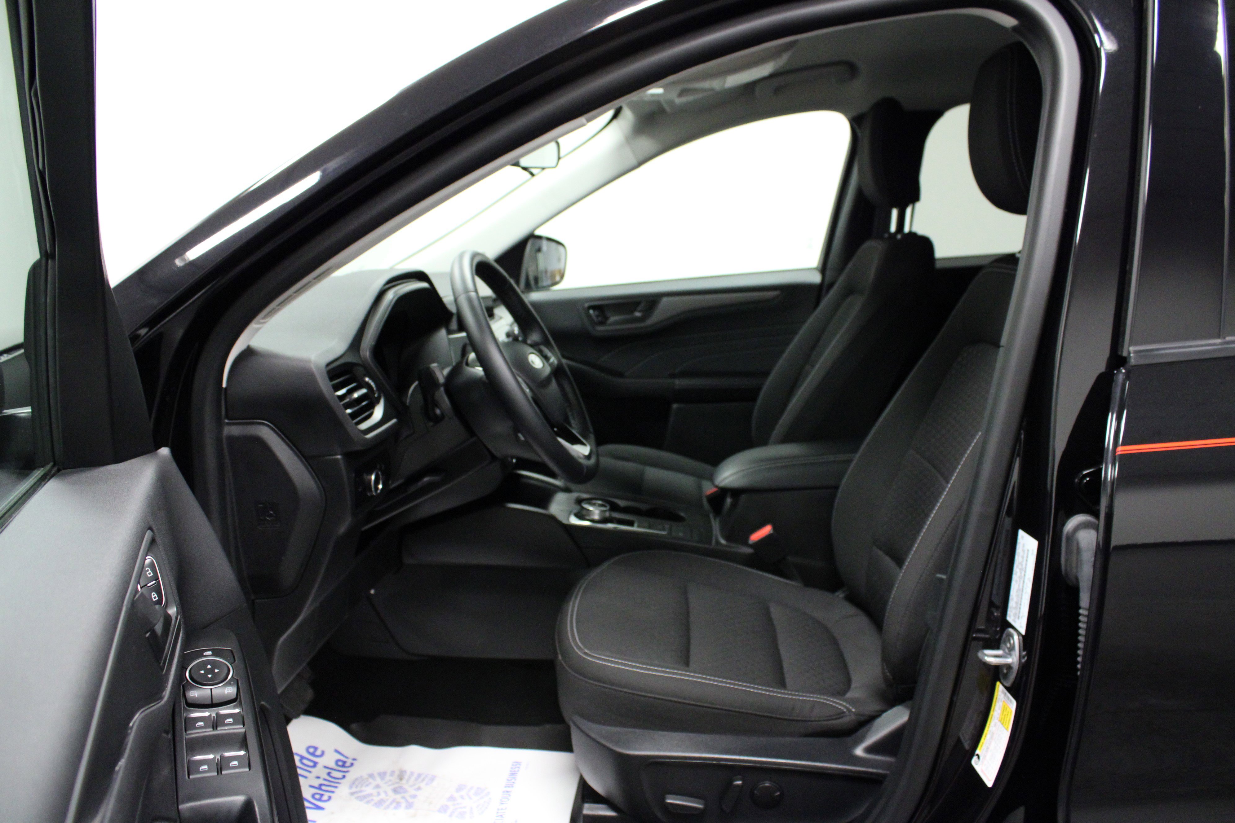 Used 2024 Ford Escape Active image 12