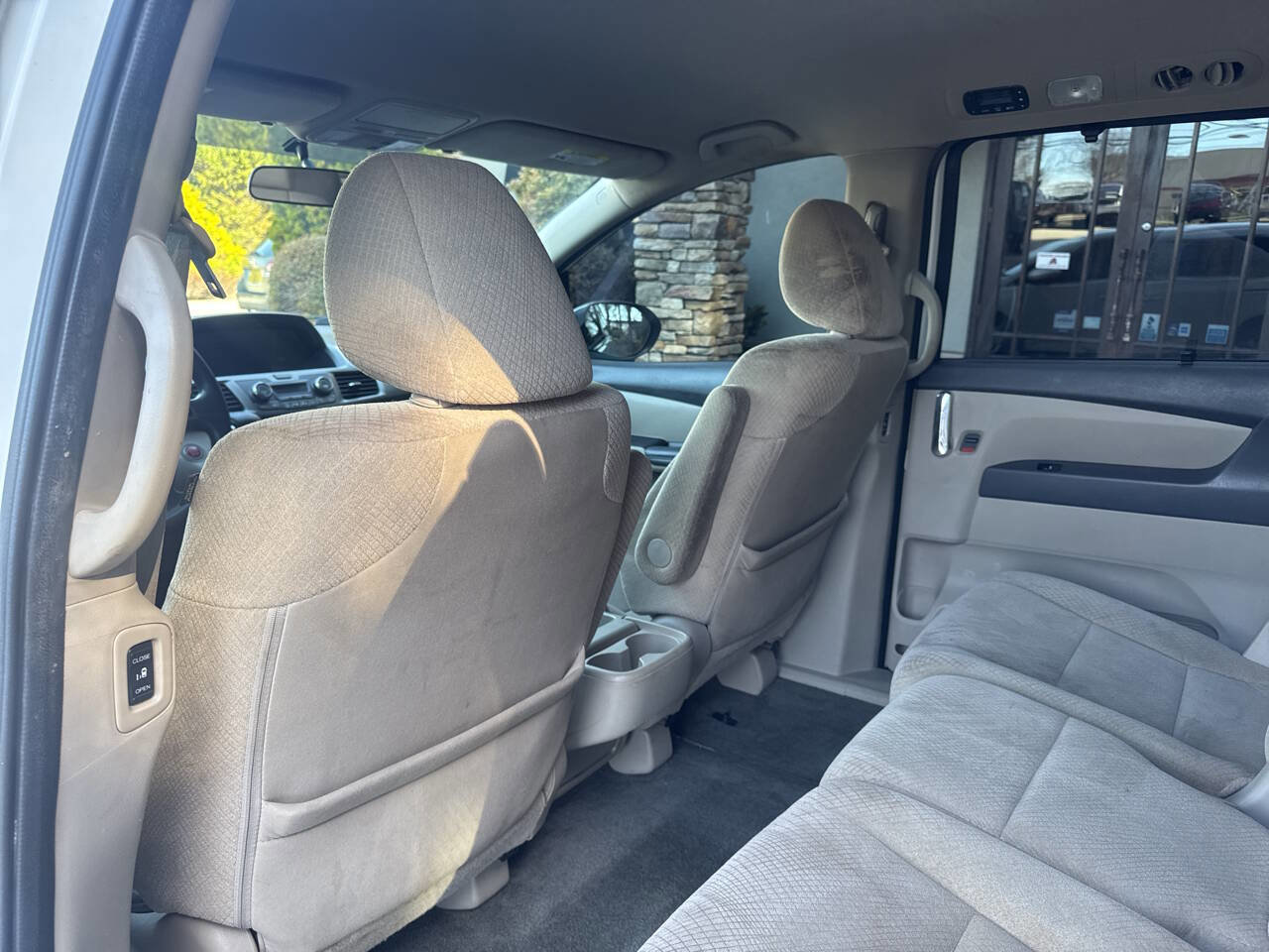 Used 2016 Honda Odyssey EX image 10