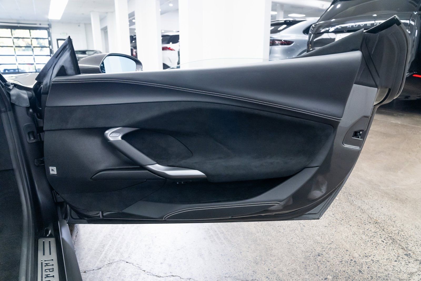 Used 2024 Ferrari 296 GTS image 22