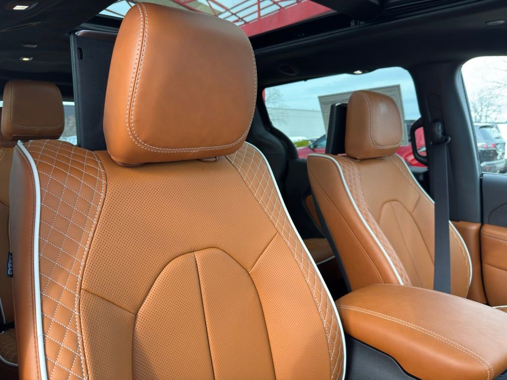 New 2026 Chrysler Pacifica Pinnacle image 55