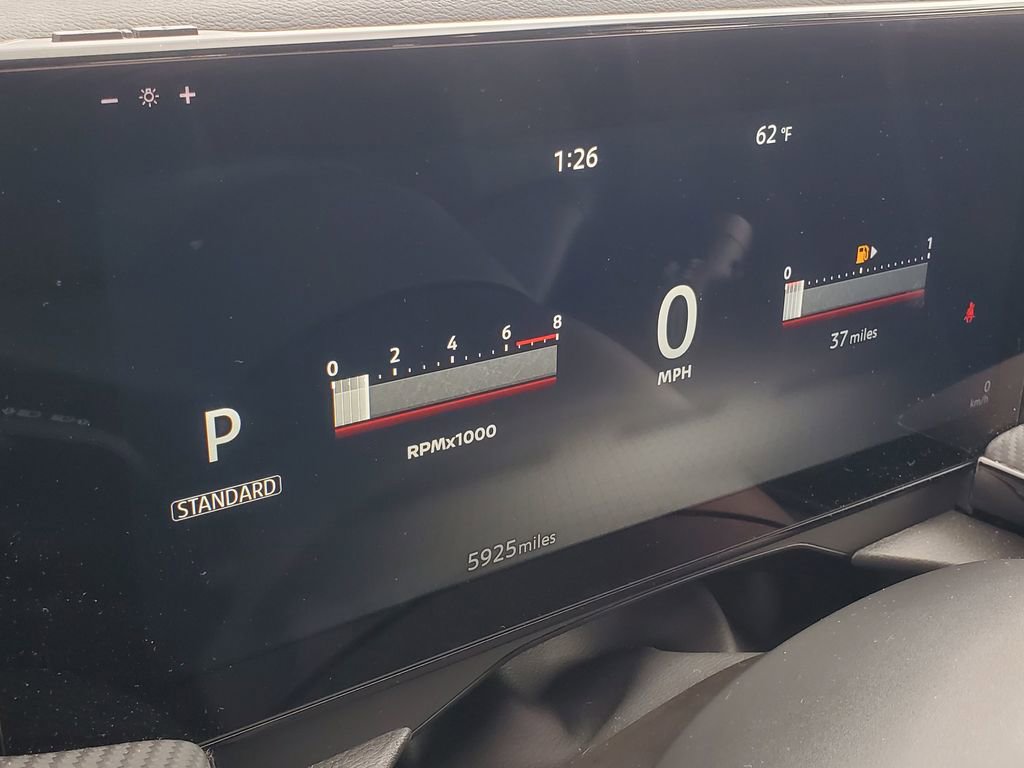 Used 2025 Nissan Kicks SR AWD/4WD image 15