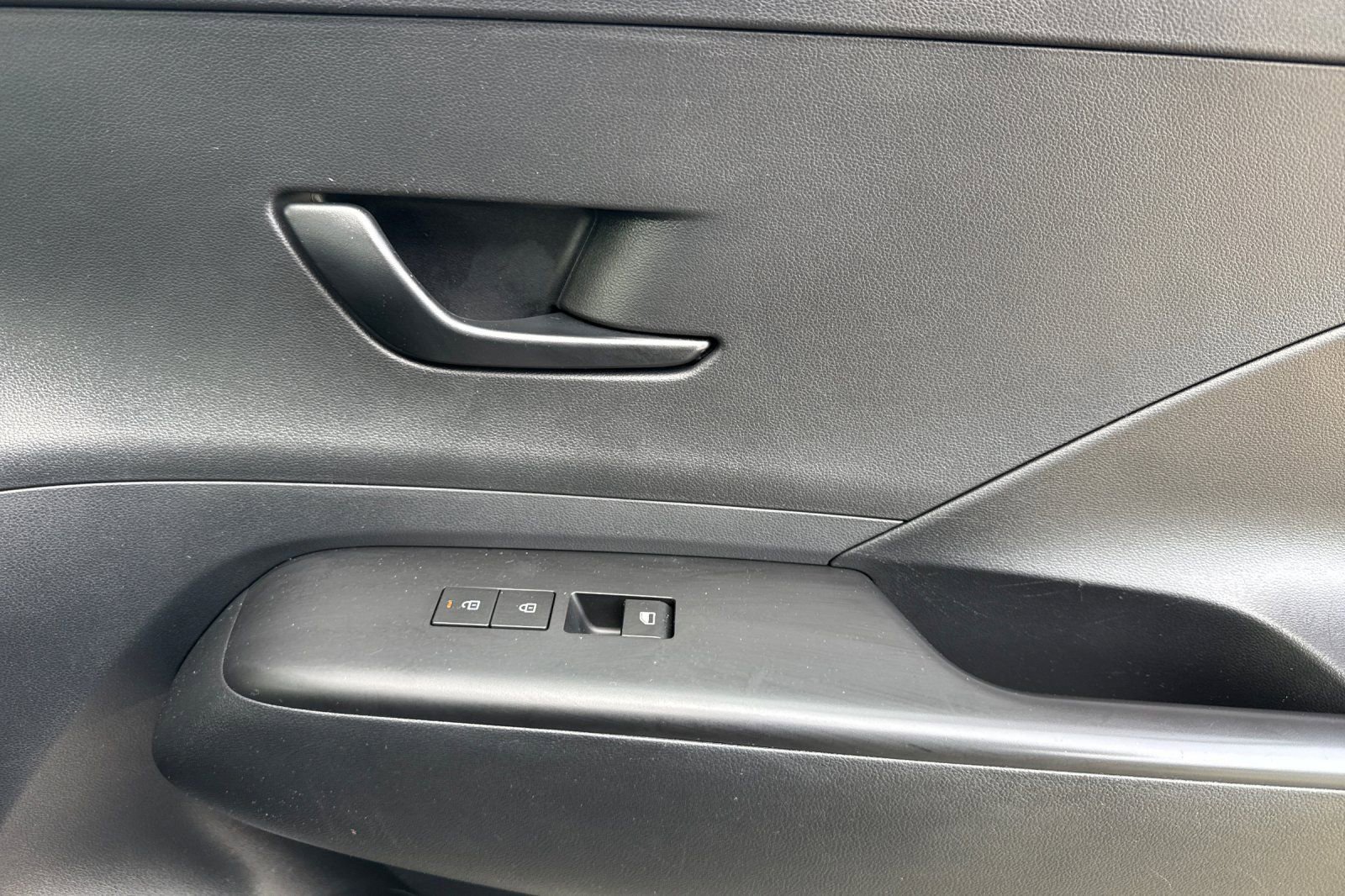 Used 2024 Hyundai Kona SEL FWD image 19