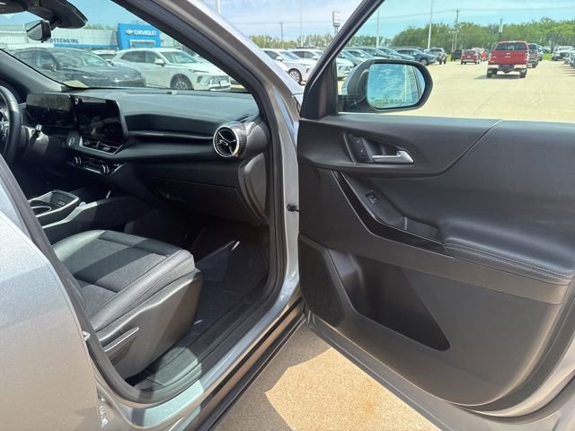 Used 2025 Chevrolet Equinox LT w/ Convenience Package II FWD image 52