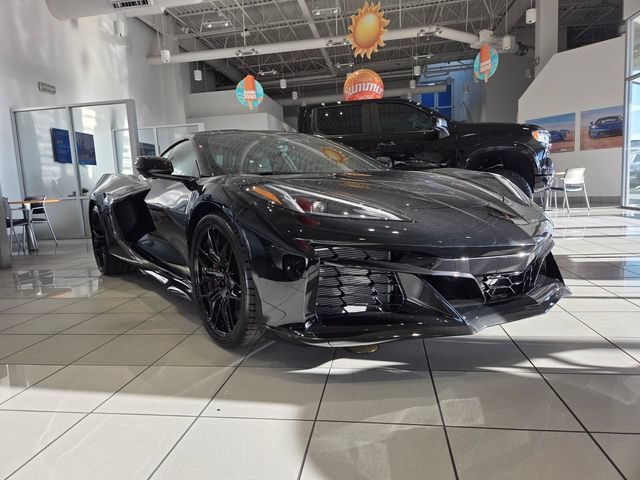 New 2027 Chevrolet Corvette Z06 RWD image 2