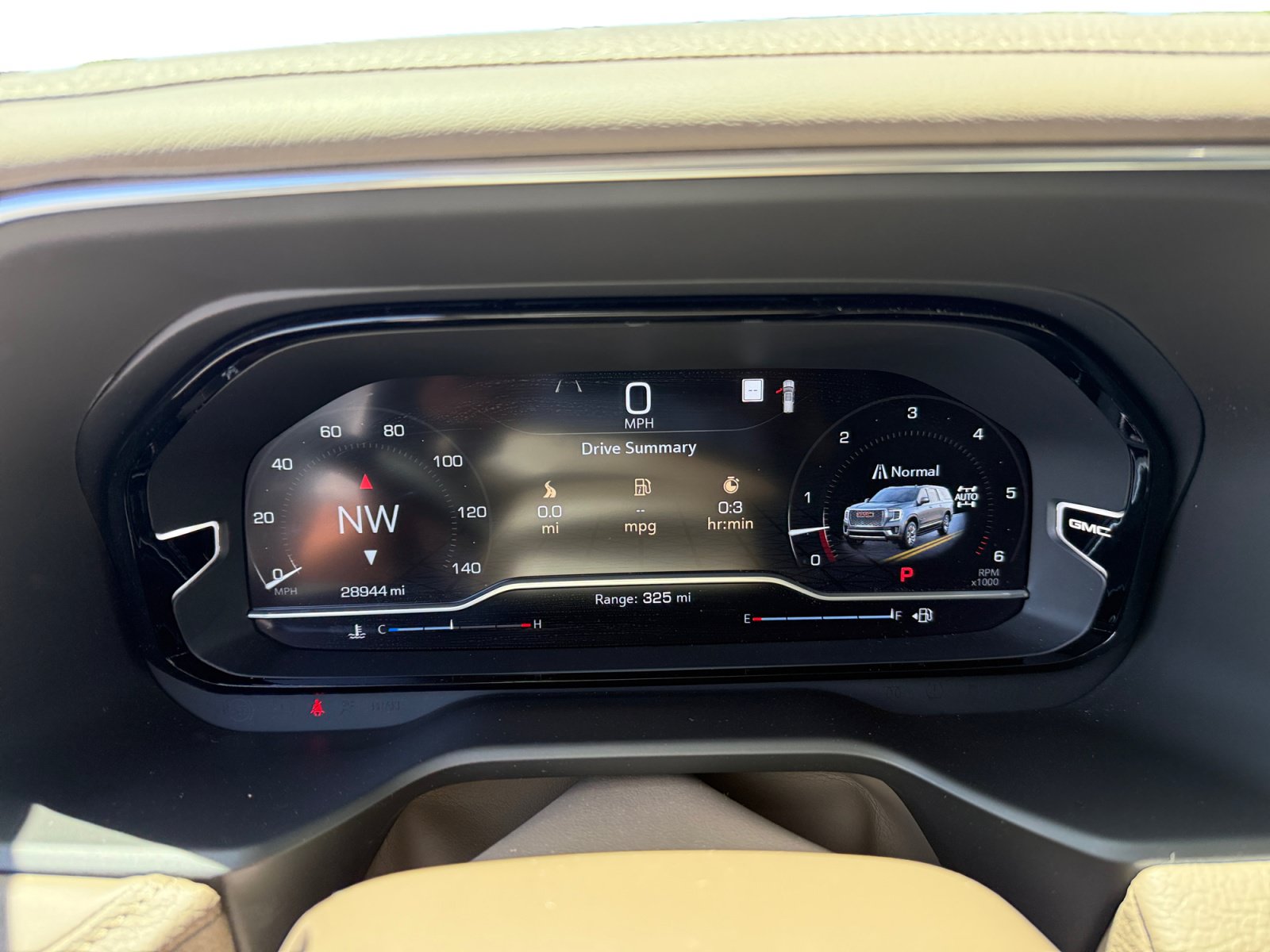 Used 2023 GMC Yukon Denali AWD/4WD image 11