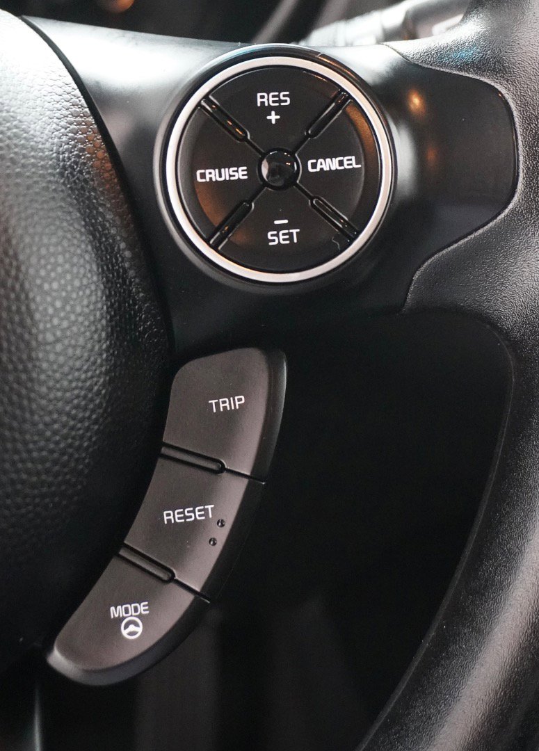 Used 2015 Kia Soul + FWD image 14