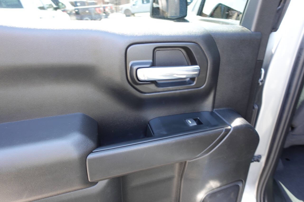 Used 2023 Chevrolet Silverado 1500 Custom w/ LPO, Dark Essentials Package image 21