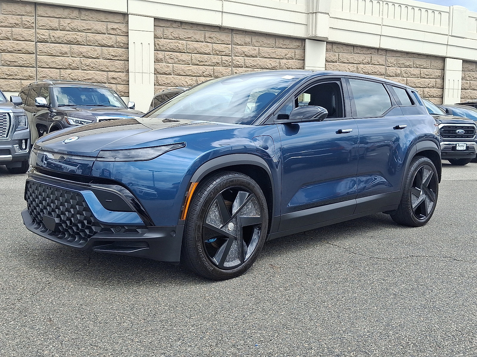 Used 2023 Fisker Ocean One image 1