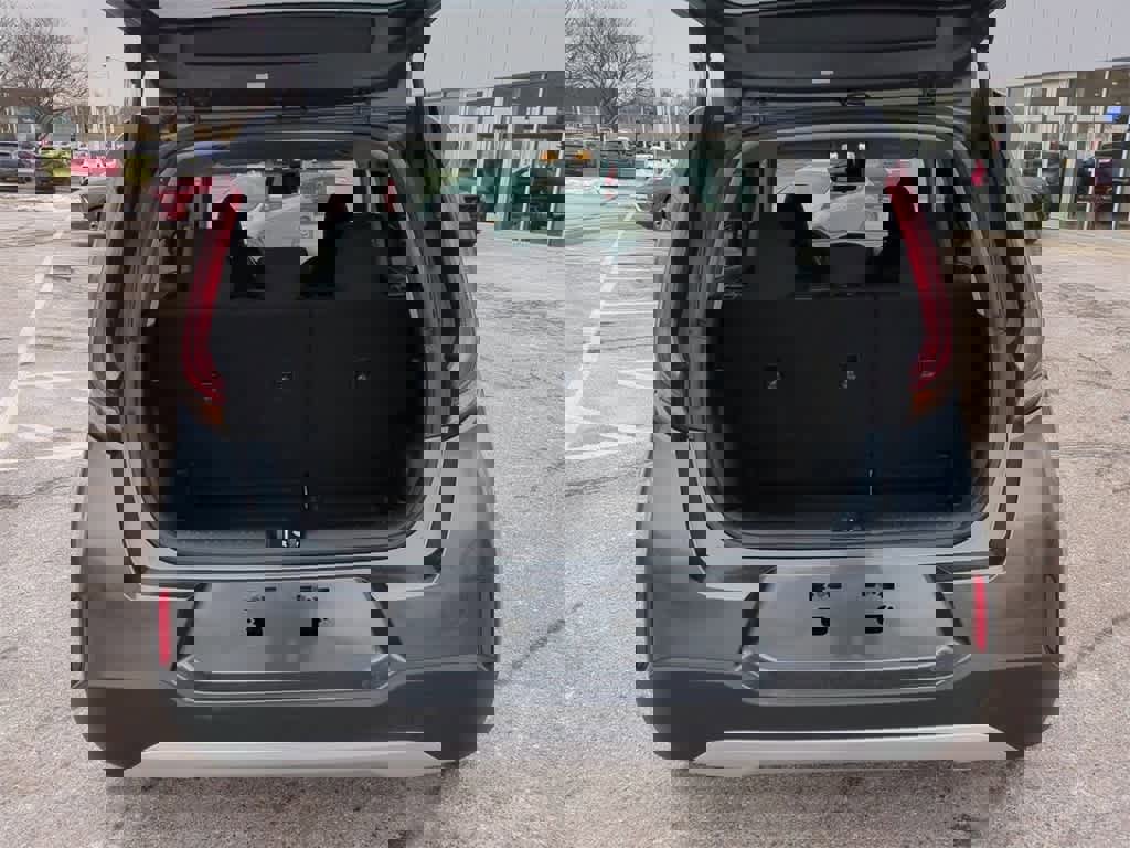 Used 2023 Kia Soul LX w/ Option Group 015 image 25