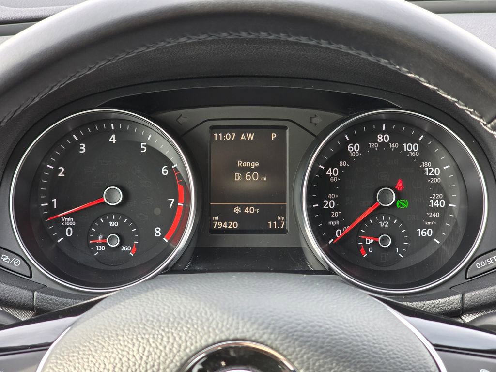 Used 2016 Volkswagen Passat 3.6 SEL Premium image 27