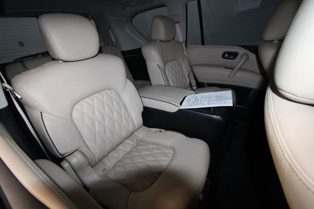 Used 2024 Nissan Armada Platinum w/ Captain's Chairs Package image 28