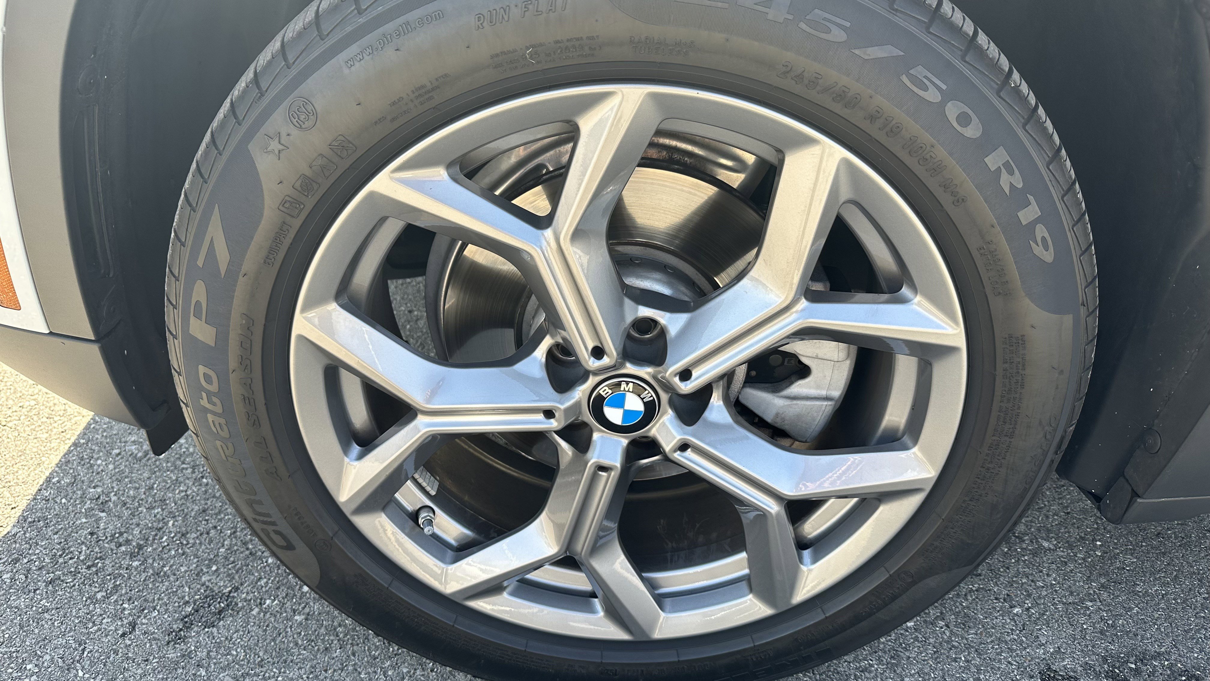 Certified 2024 BMW X3 xDrive30i w/ Convenience Package image 12