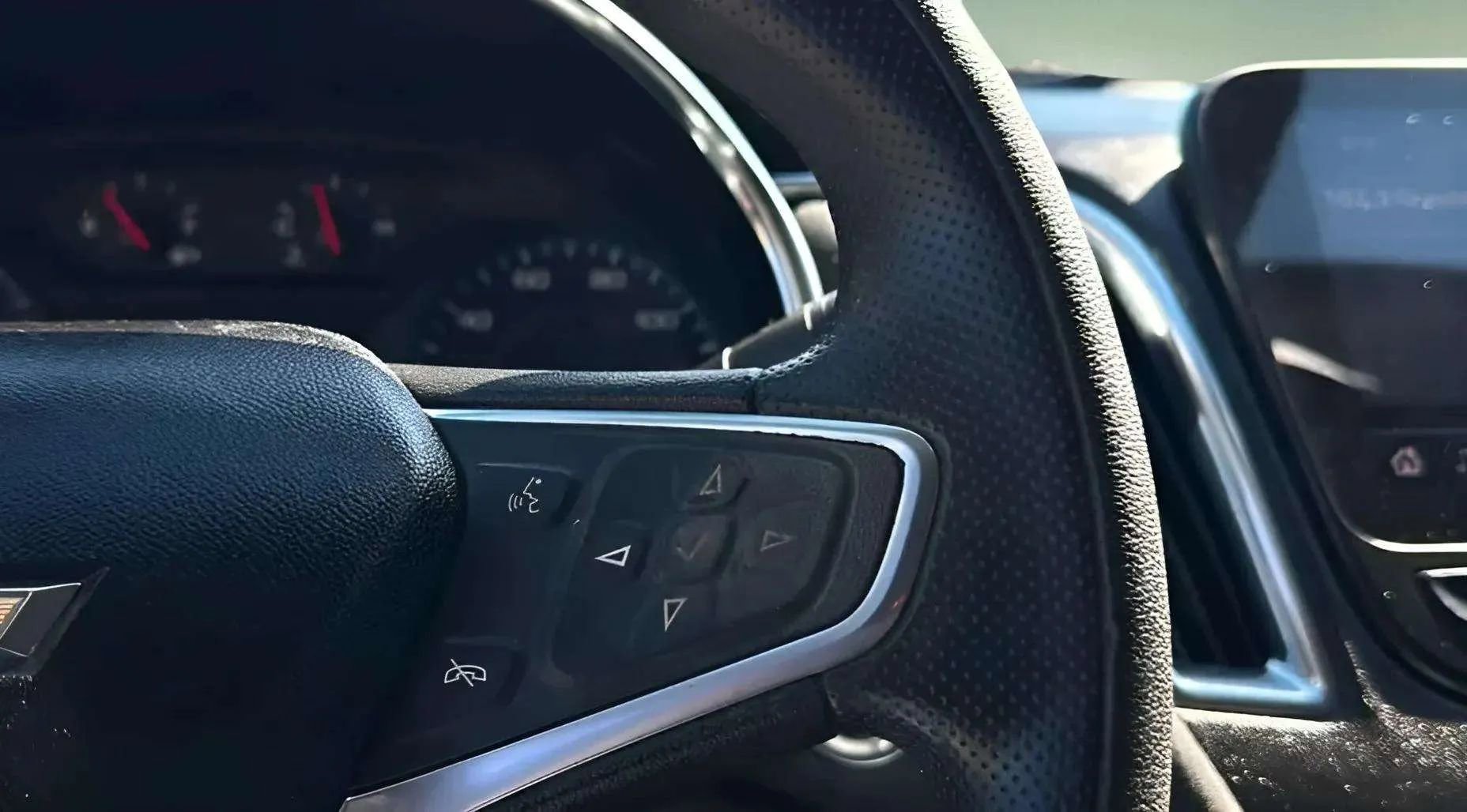 Used 2020 Chevrolet Malibu LT image 30