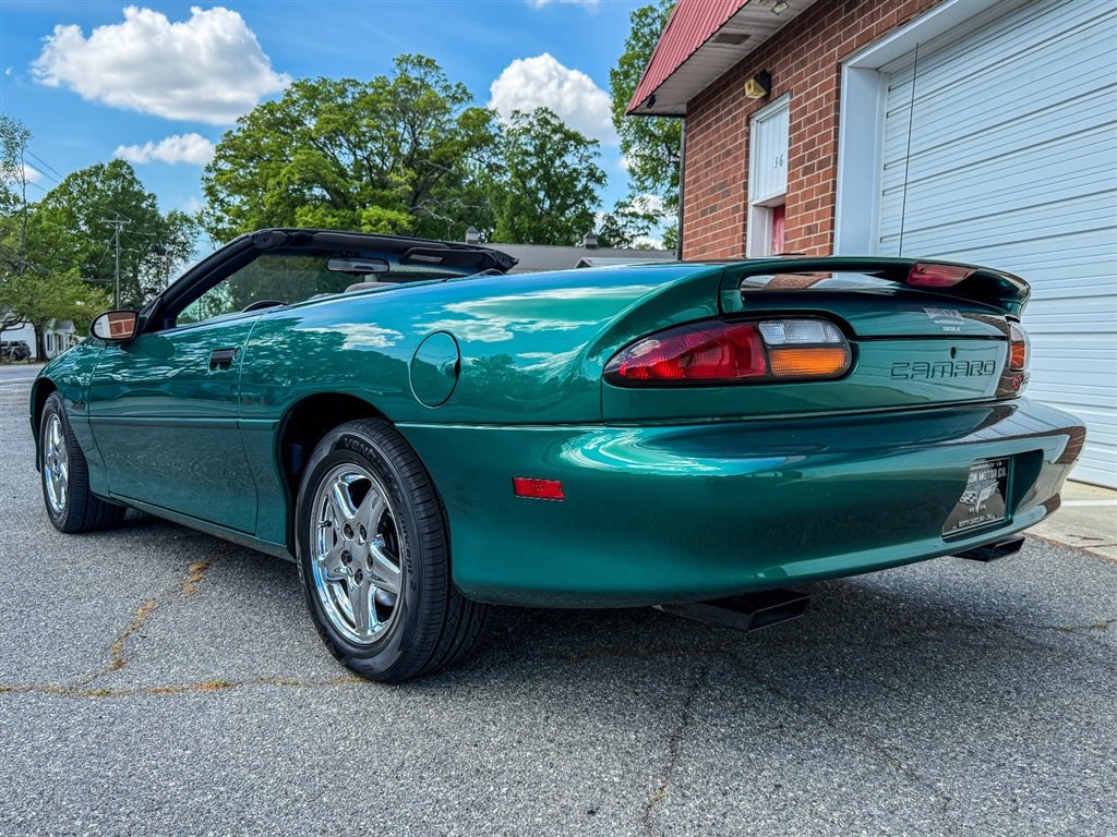 Used 1997 Chevrolet Camaro Z28 w/ Preferred Equipment Group 2 image 24