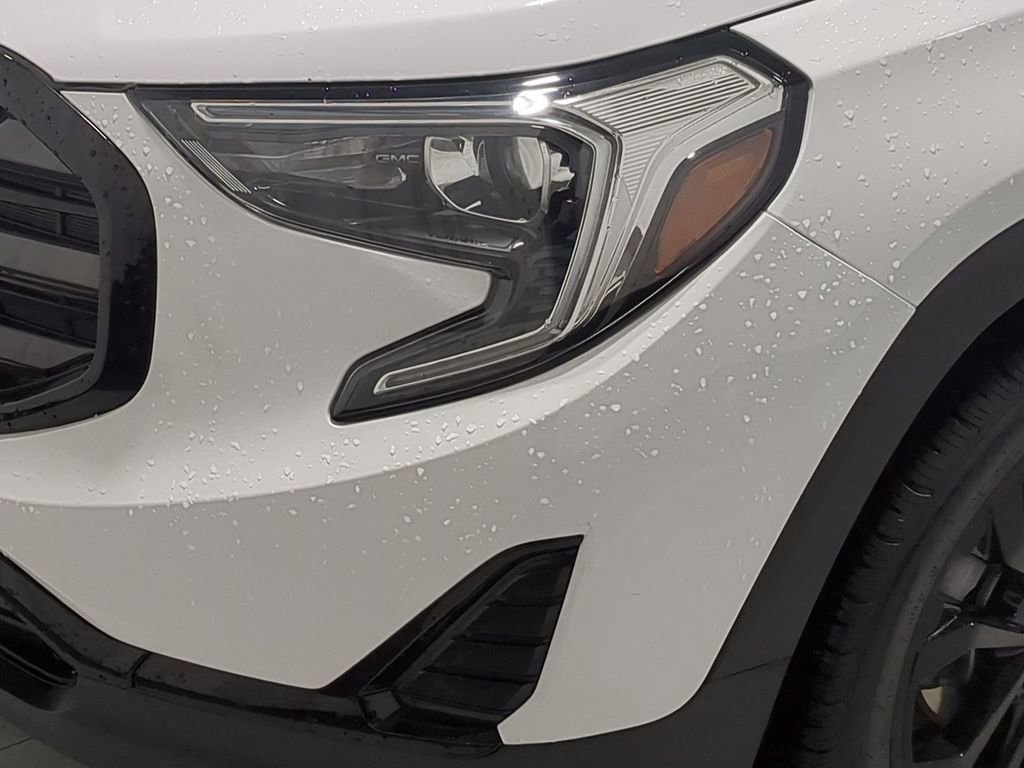Used 2020 GMC Terrain SLE w/ Driver Convenience Package FWD image 14