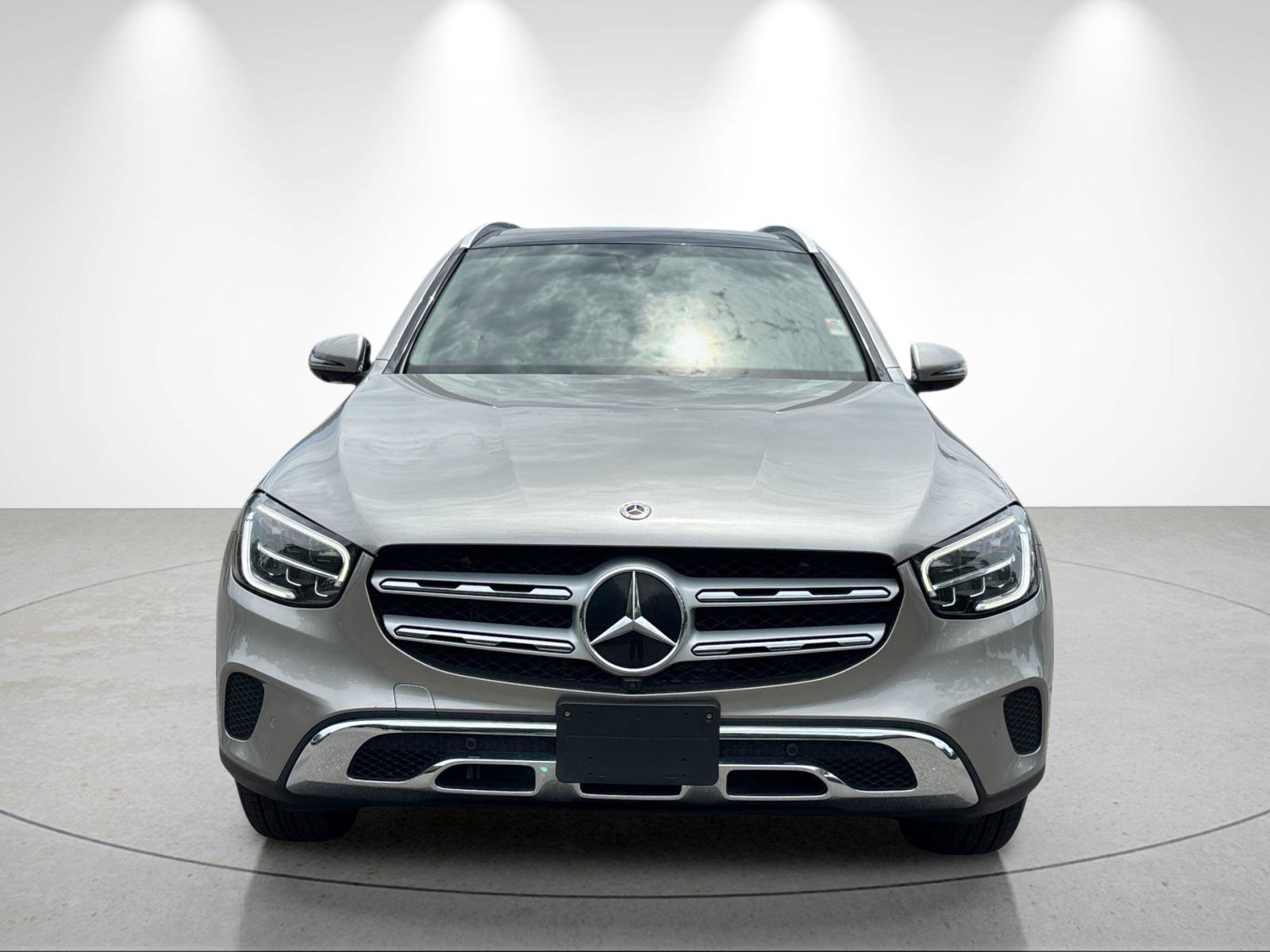 Used 2021 Mercedes-Benz GLC 300 4MATIC image 8