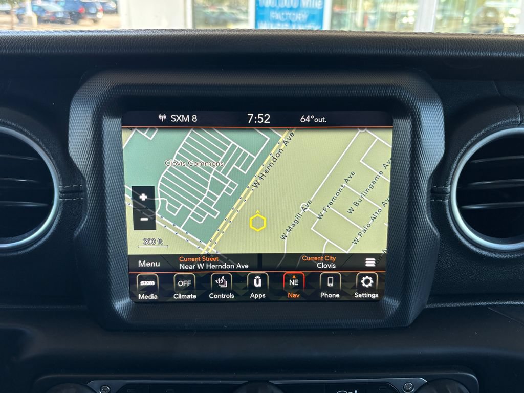 Used 2020 Jeep Gladiator Overland AWD/4WD image 14
