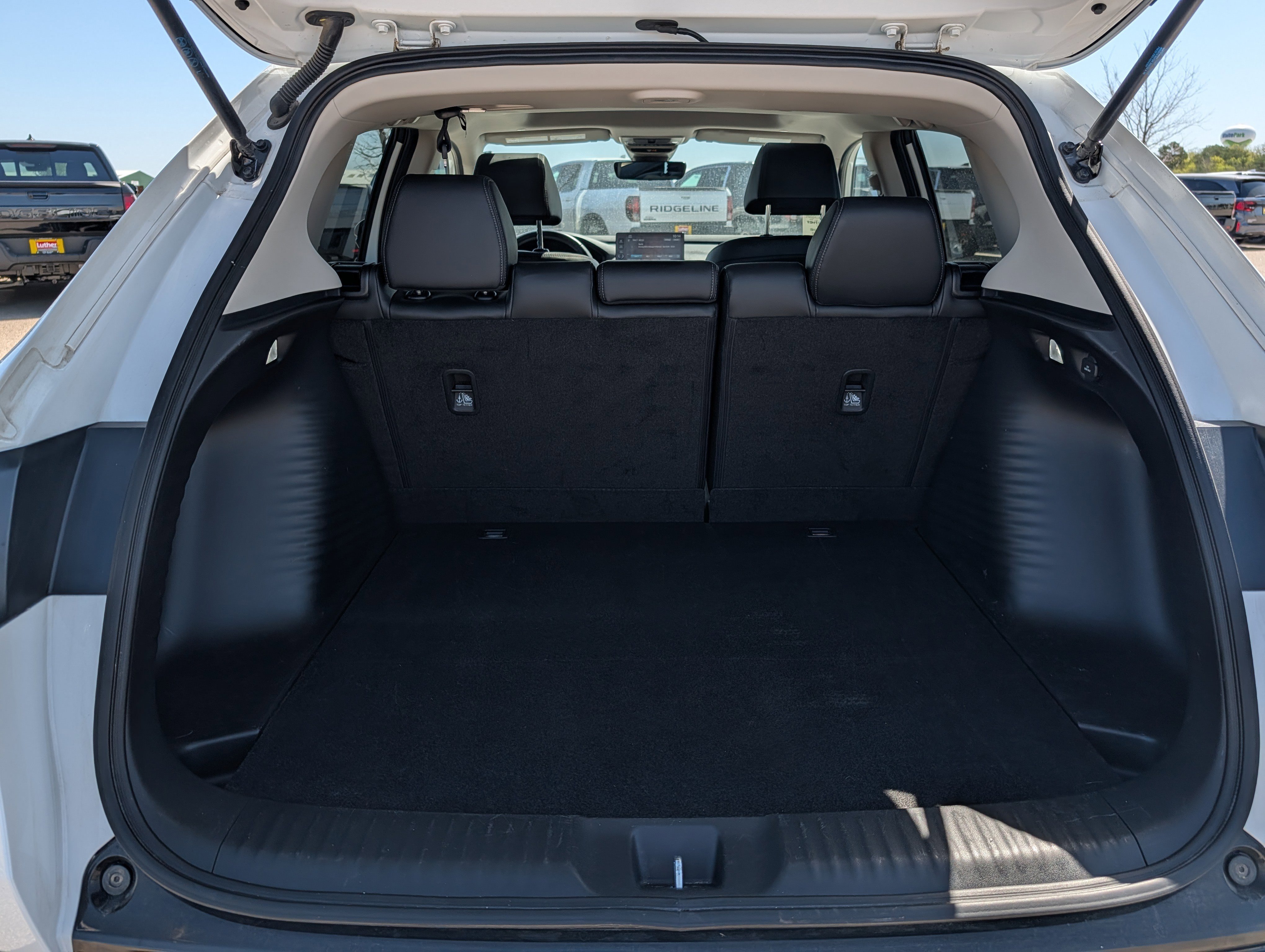 Used 2024 Honda HR-V EX-L image 18