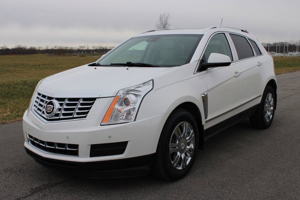 Used 2015 Cadillac SRX Luxury w/ Driver Awareness Package image 3