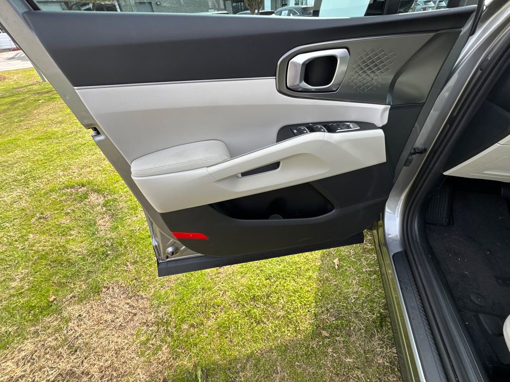 New 2026 Kia Sorento EX FWD image 10