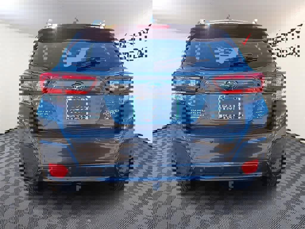 Used 2020 Subaru Crosstrek 2.0i Limited w/ Moonroof Package w/Navigation image 5