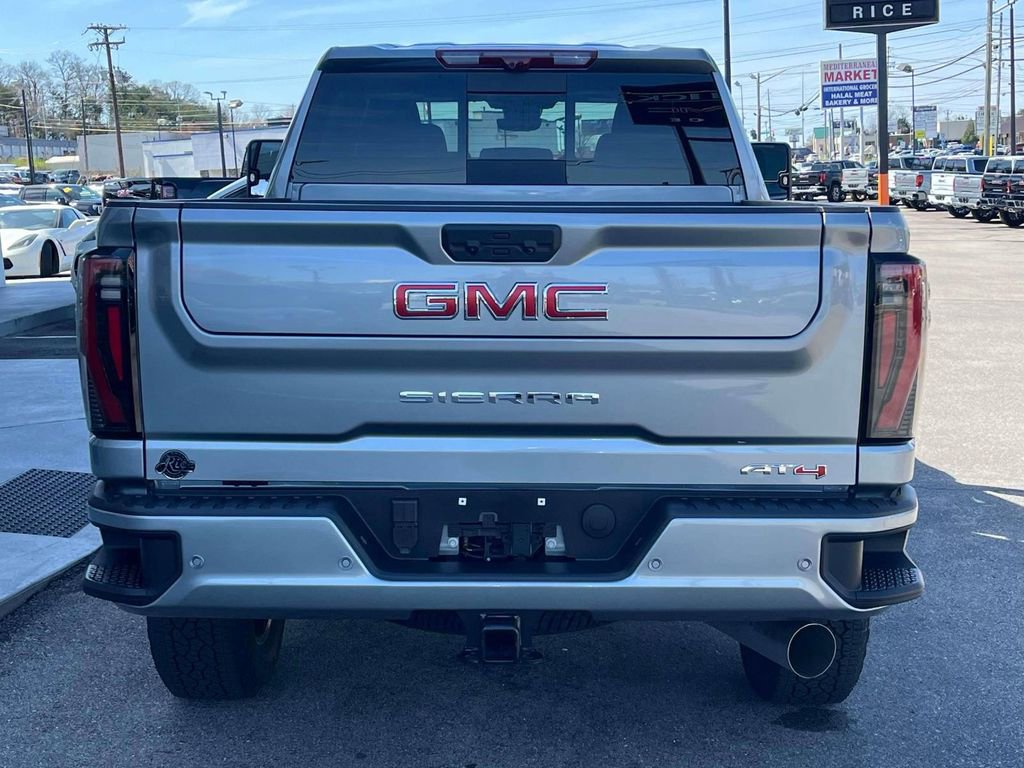 New 2026 GMC Sierra 2500 AT4 w/ Technology Package image 4