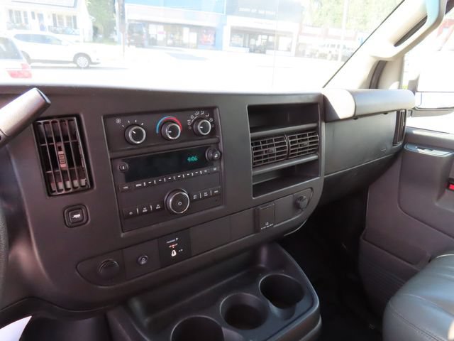 Used 2019 Chevrolet Express 2500 RWD image 24