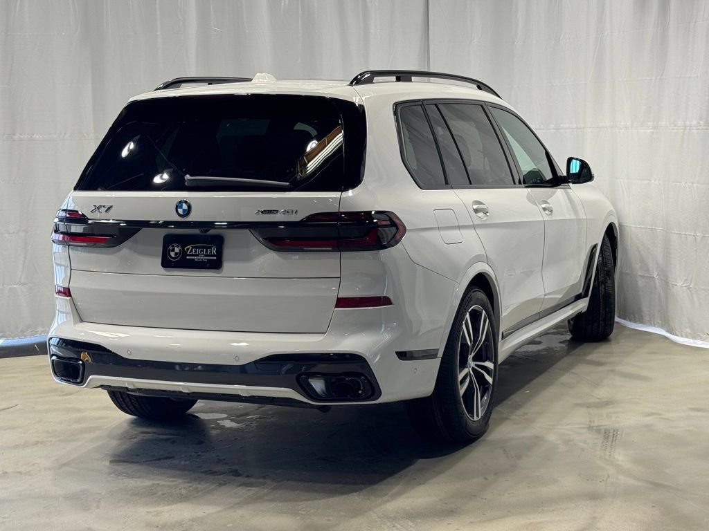 Used 2026 BMW X7 xDrive40i w/ M Sport Package AWD/4WD image 6