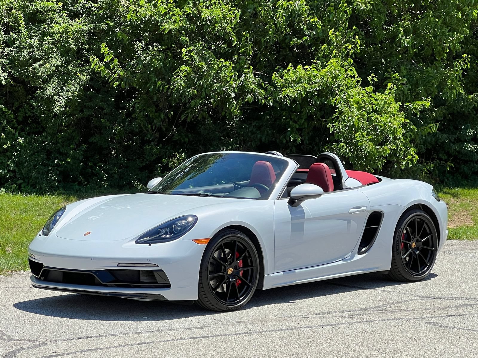 Used 2025 Porsche 718 Boxster GTS RWD image 1